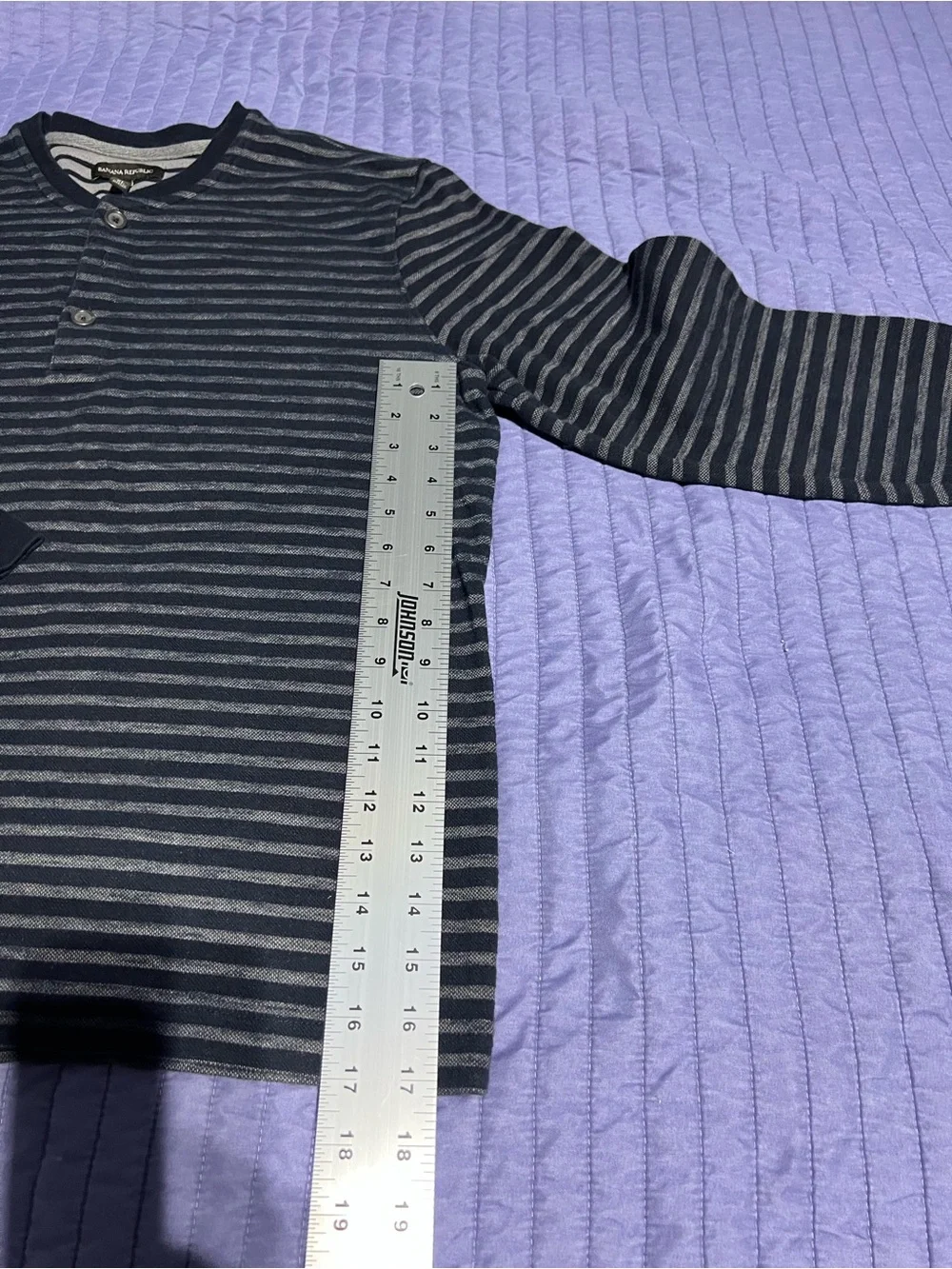 Banana Republic Navy and Gray Striped Henley Long-Sleeve Shirt XL